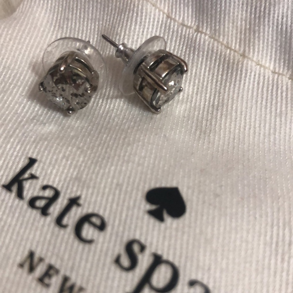 Earrings - Picture 3 of 3